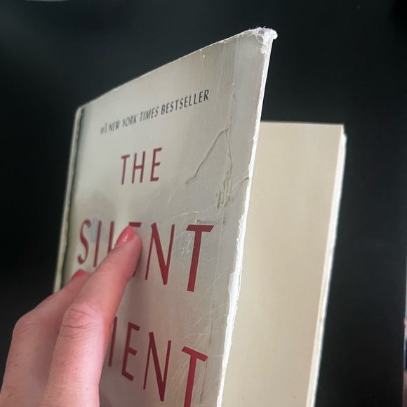 Book! The Silent Patient Book - Picture 5 of 5